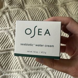 New Osea Seabiotic water cream